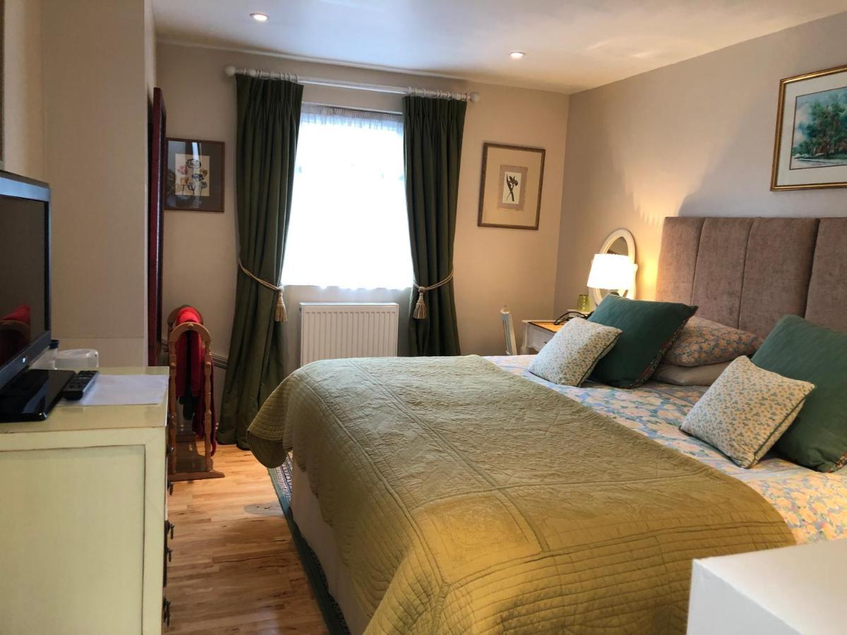 Helena Host Family Bed & Breakfast London Bagian luar foto